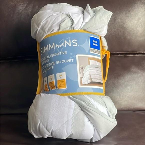 Simmon Blanket - Picture 2 of 3